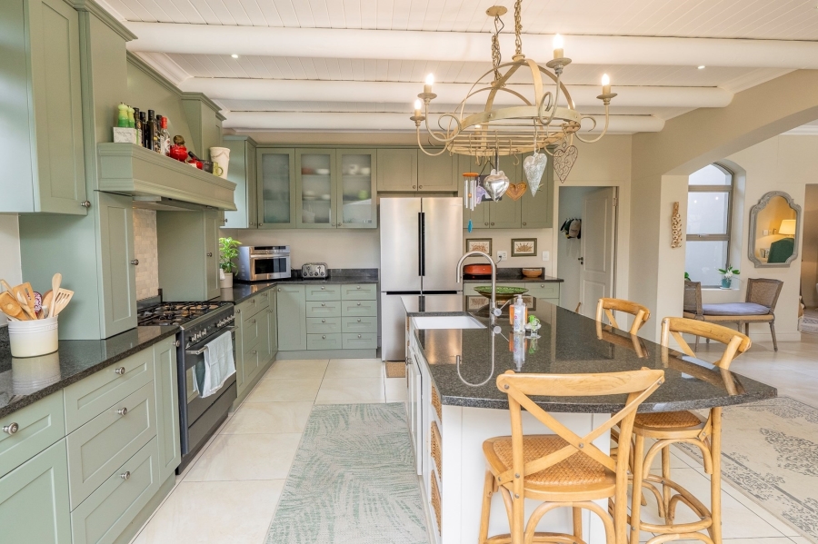 4 Bedroom Property for Sale in Welgevonden Estate Western Cape